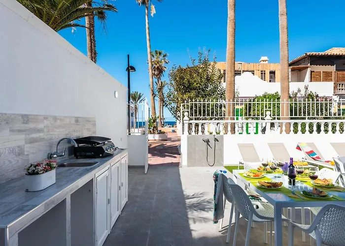 Apartament 74 Parque Santiago 2 Sea Front Playa de las Americas (Tenerife)